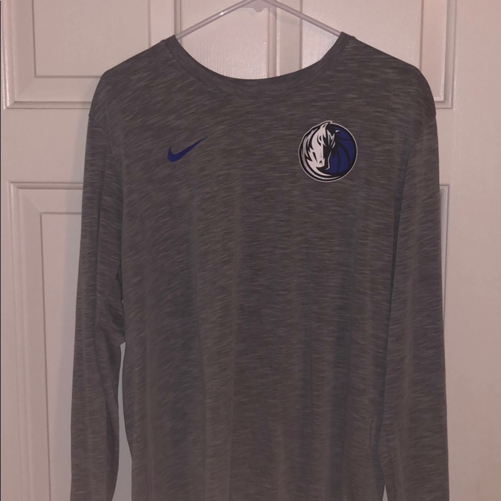 Dallas Mavericks long sleeve Nike t shirt